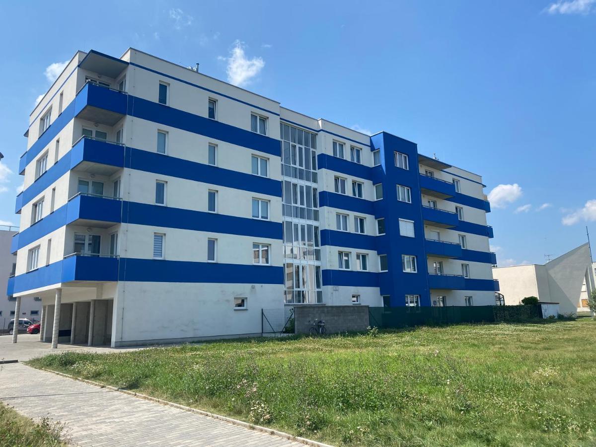 Stylovy Apartman Artdeco Apartment Podebrady Ngoại thất bức ảnh